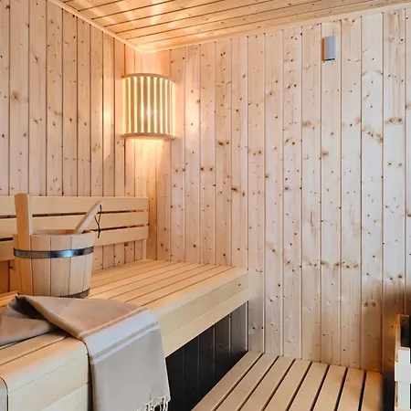 Apartament Maisonette-apartment A11 - Zwei Schlafzimmer, Zwei Baeder, Zwei Balkone & Zwei Terrassen Im 