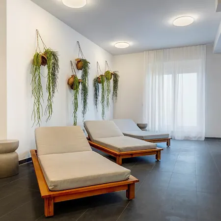 Apartament Maisonette-apartment A11 - Zwei Schlafzimmer, Zwei Baeder, Zwei Balkone & Zwei Terrassen Im 